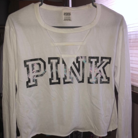 PINK Victoria's Secret Tops - Women’s PINK long sleeve crop top